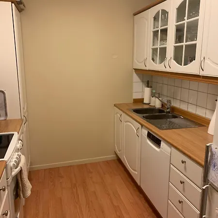 2 Bedrooms Lägenhet *